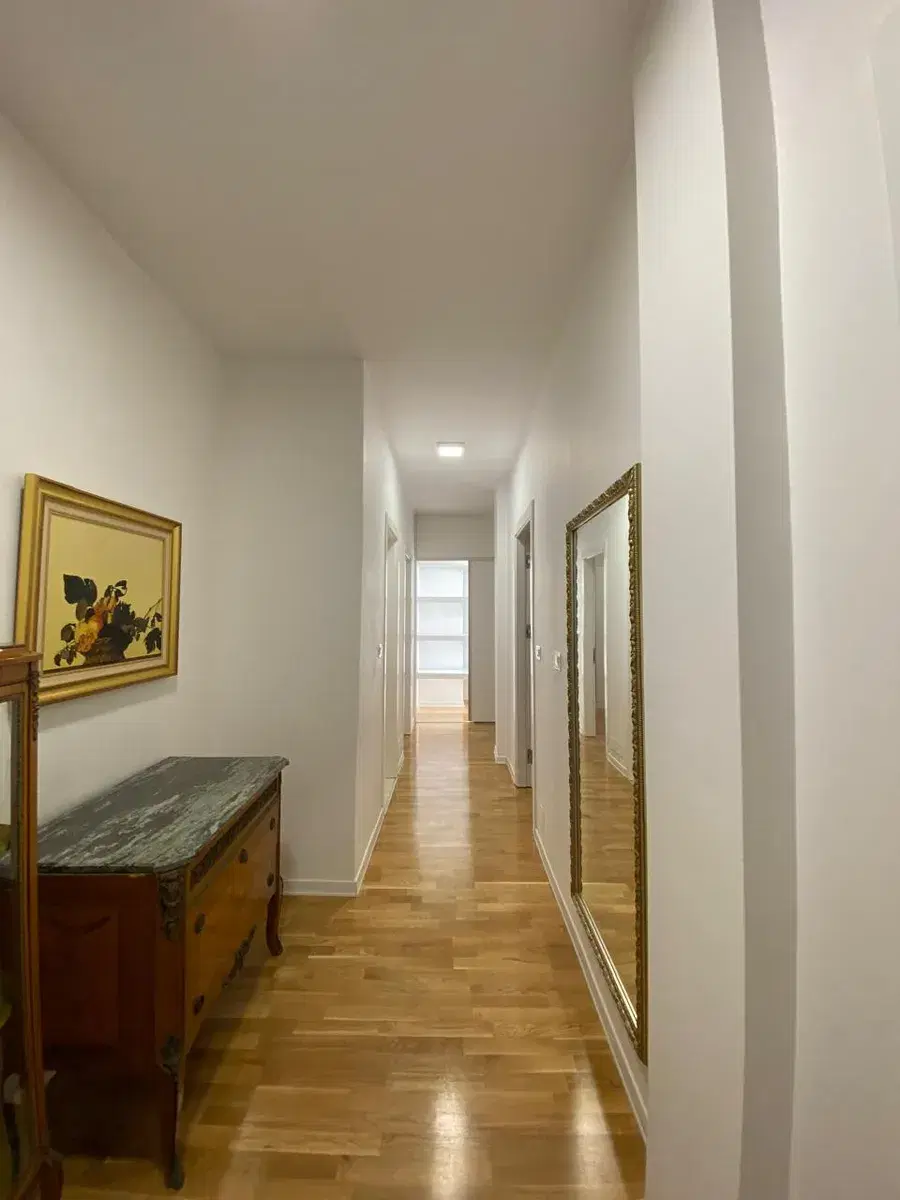 Apartament për Qira në Zemër të Bllokut - 10