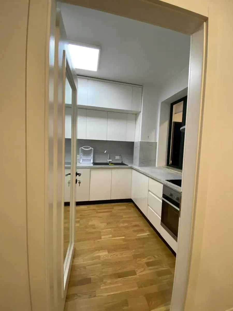 Apartament për Qira në Zemër të Bllokut - 2