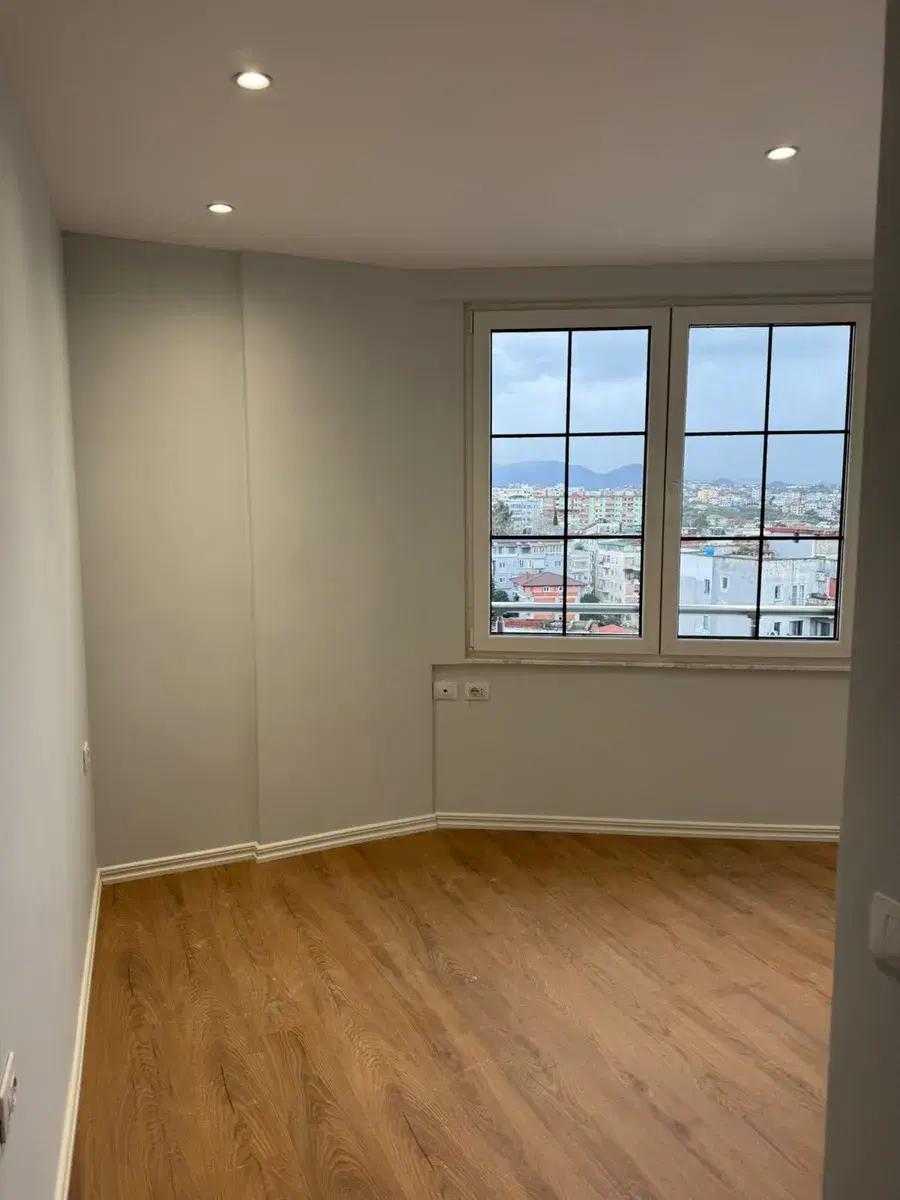 Shitet Apartament 2+1 ne Fresk - 2